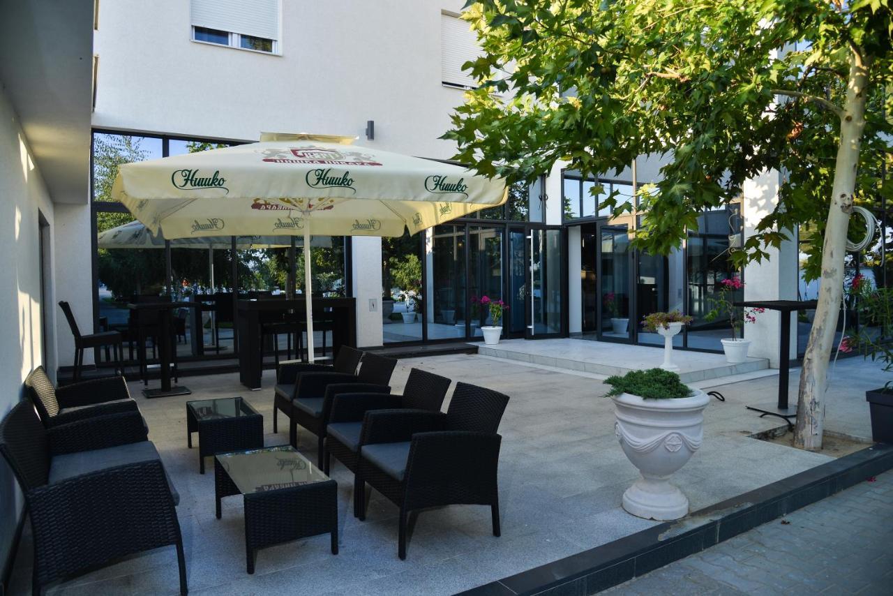 Bed and Breakfast Mesecev Konak Ni Exterior foto